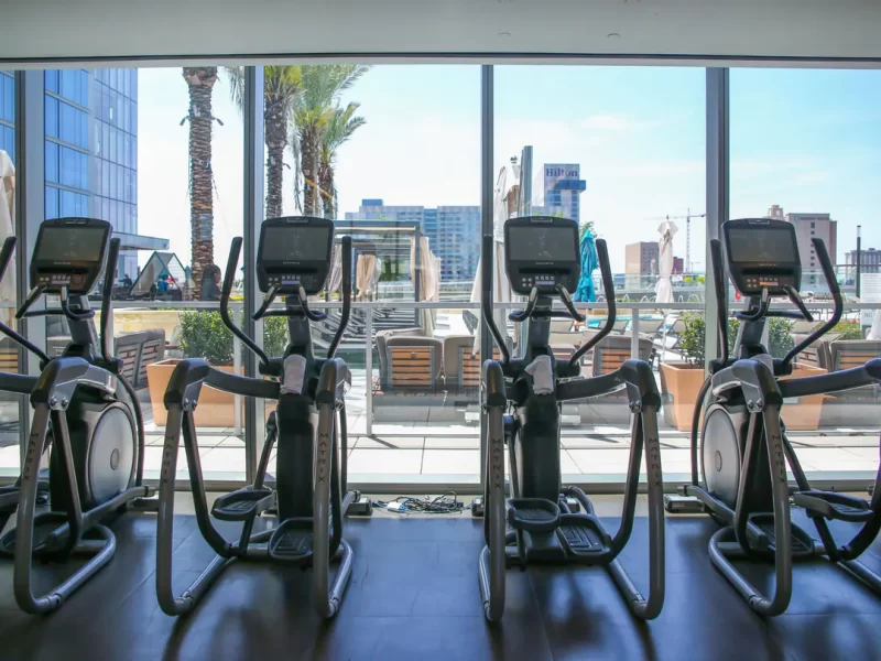 houmq-fitness-6695-hor-clsc